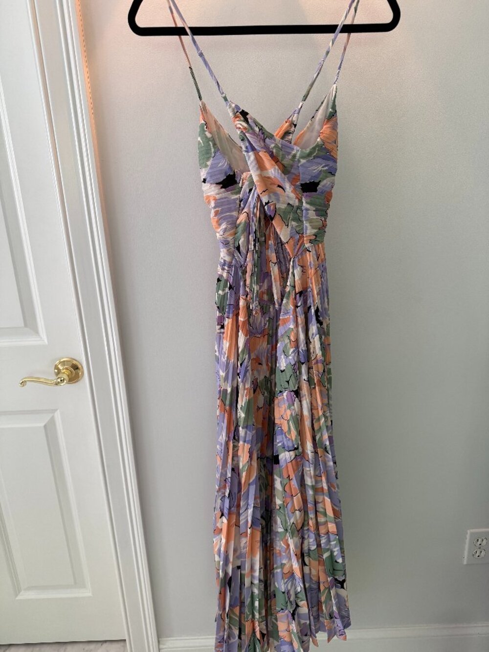 ASTR the Label: Blythe Floral Plisse Midi Dress - Coral Multicolor, Size S - Picture 4 of 5